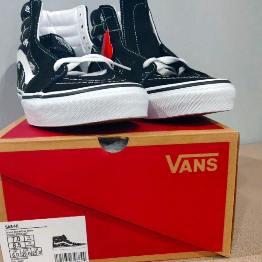Vans off Wall